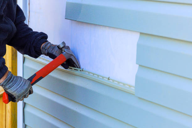 Reliable Emergency Siding Repair contractor in Windsor Heights, WV by Squared Siding